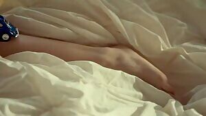 Tatiana Maslany & Ksenia Solo - Orphan Black - S03E07