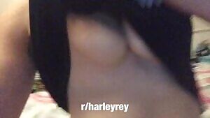 Naughty MILF wants you to serve and service her. me very friendly! waiting for you right now peek inside for more...