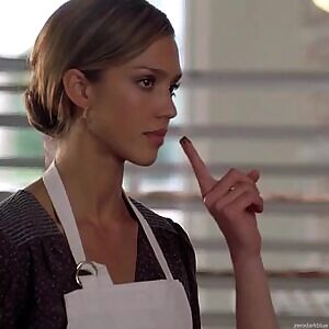 Jessica Alba is great with her lips and tongue