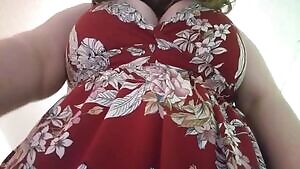 Good date dress? Does it show off the tits well?
