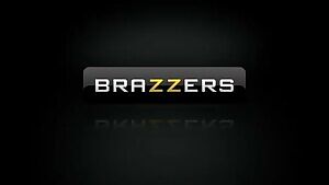 High End Massaging - Diana Doll & Keiran Lee