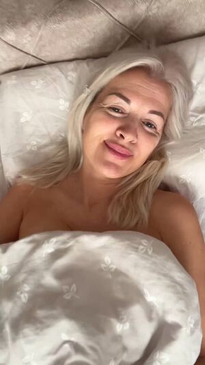 Middle Aged Boobs Amateur Big Tits