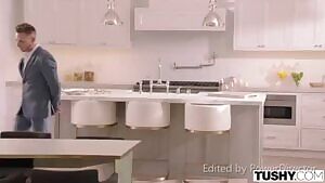 Little Caprice is Late for Her Gape