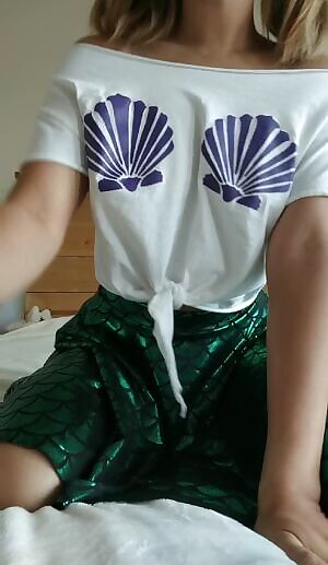 Have you ever wondered how mermaids fuck? 🧜