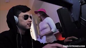 Real gamer always has his controller