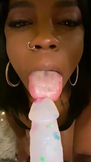 Bounce on over to the comments for info on my fan club for daily & !