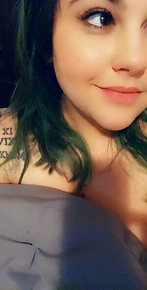 Not your typical post but who doesn’t want a cute face for breeding 😏