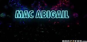Abigail Mac 