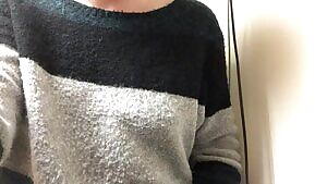 Smiles, sweaters, red lipstick, and the goods