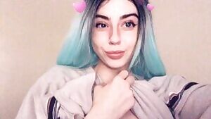 This college girl has some time to play today, vanilla or domme! I also have a super hot premium snap if you’re into that 😛 //