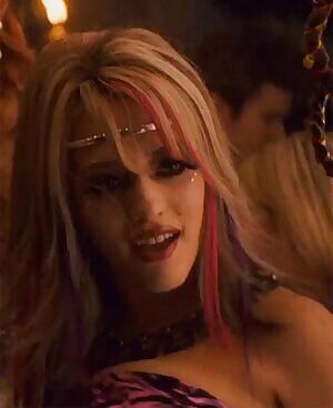 Love Kat Dennings' bouncing titties