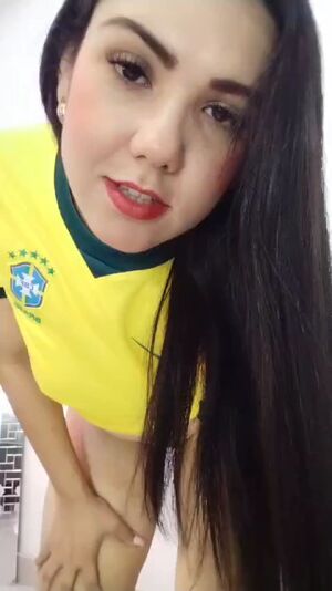 Flashing Boobs Ass Big Tits OnlyFans