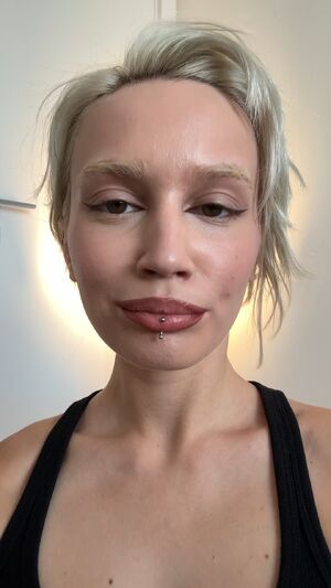 Giantess IRL Long Tongue Swallowing Vore