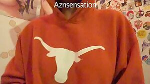 A lot of panic going on in the world rn I hope my boobies can give everyone a sec of happiness 😁