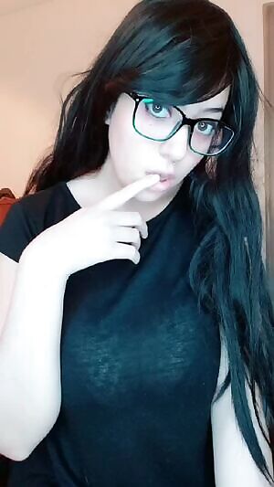 💘 AVAILABLE FOR SESSIONS 💘 NEW DISCOUNTS ON CUSTOM EOS💘 Oferring and too