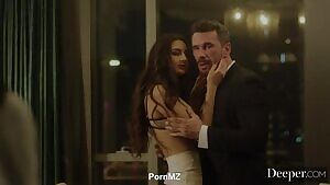 Eliza Ibarra & Jackie Rogen - Watch This