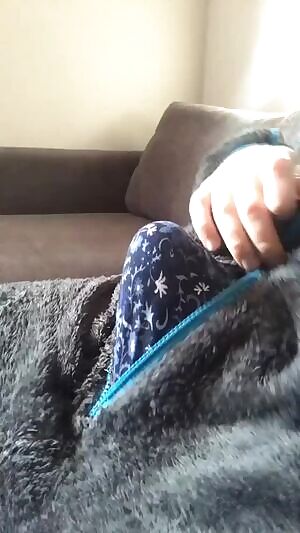 I'm so hard it hurts!