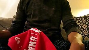 Going to the Nats game tonight. This is how I plan on waving my towel 👋🏾😏