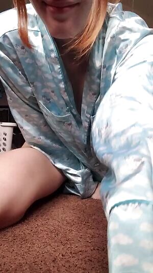 Oh, hey! You're just in time for my morning stretches (;