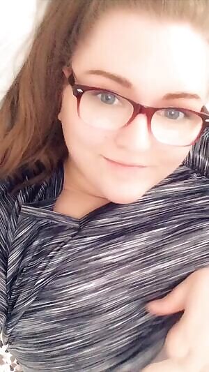 I heard a rumor that some of you guys like boobs 🤔