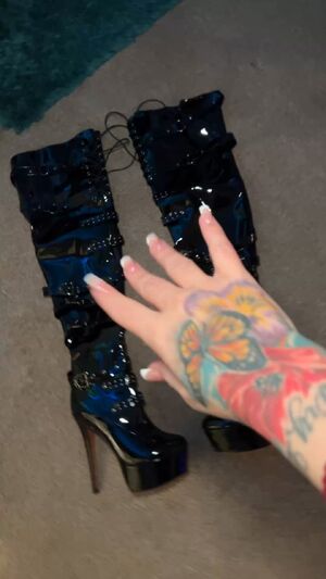 Shiny Clothes Big Tits Boots Cute