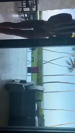 Only got like a minute of her stream but enjoy