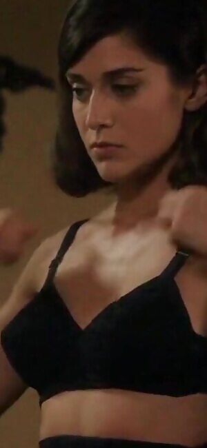 Lizzy caplan in masters of sex
