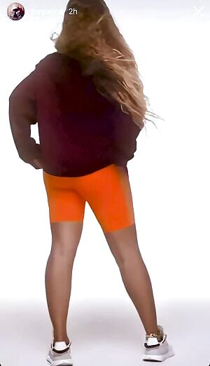 Beyonce getting me hard needs her ass stuffed