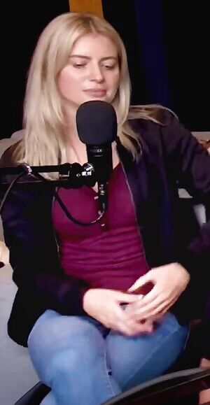 Can we please acknowledge that Elyse Willems is a true fuckin’ blonde goddess? Having such a flawless hot sexy tight body & a perfect set of big natural tits.
