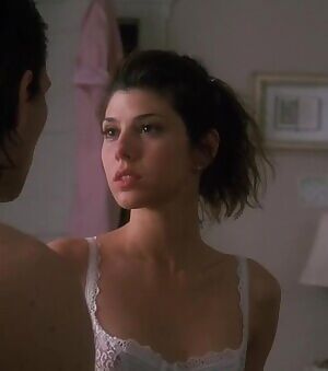 I only knew Marisa Tomei from Seinfeld, but she really was smoking hot!!! She probably would have been my #1 in the early '90s.