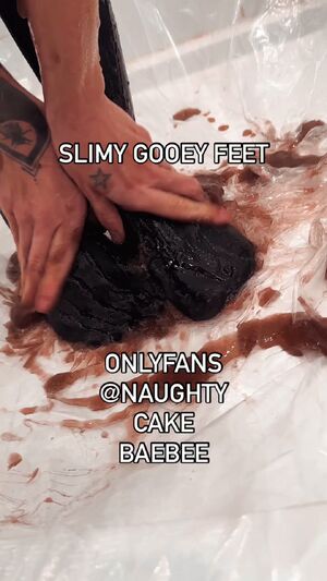 Cakegirls 🎂 Amateur Dirty Feet OnlyFans