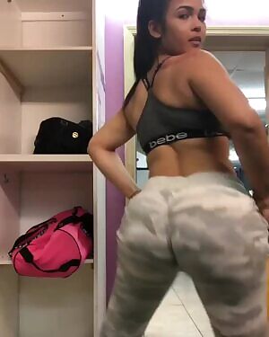 Beautiful Booty Twerk!