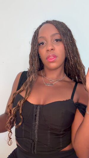 Cigar fetish Ebony Lips Lipstick OnlyFans