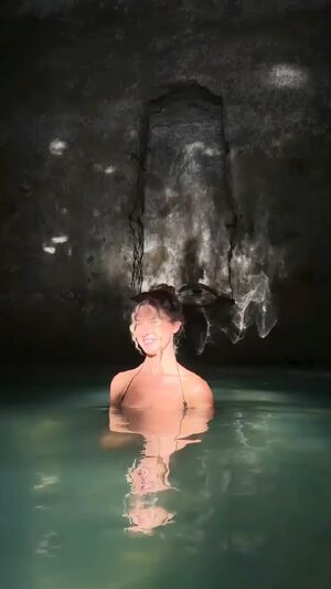 WetPlaces Amateur Flashing OnlyFans TikTok