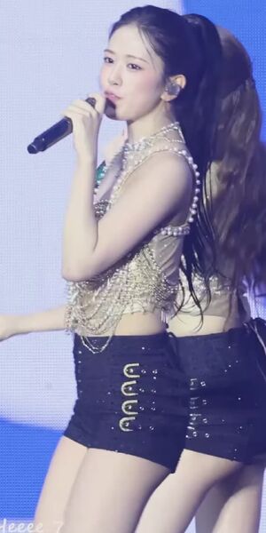 IVE - Yujin