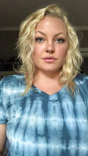 Think I’m cute? Cum and talk to me. 😏