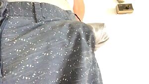 Bulge trying to escape through my pocket