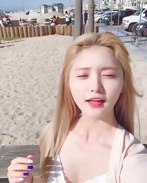 EXID - Jeonghwa nice chest