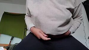 It may be cold outside, but I still refuse to wear a bra! 🤷🏽‍♀️😏