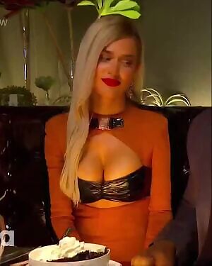 Busty Lana