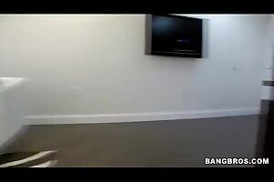 Sasha Grey & Kelly Divine