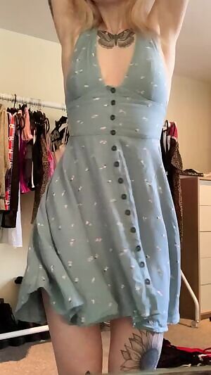 nso you dont have to imagine whats under my dress ...