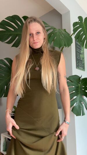 Belly Buttons Amateur Blonde Boobs Cute