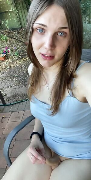 I hope my neighbours don’t catch me doing this out here 😶