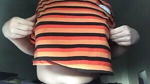 There’s a reason why I don’t wear bras with crop tops 😉