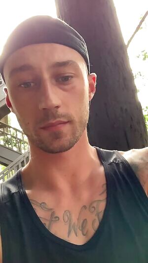 My balcony is a happy place 😊