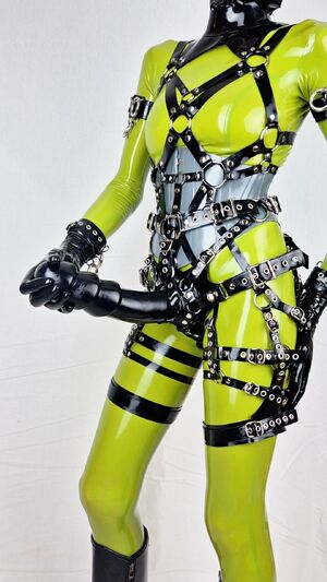 Girls Wearing Strapons Domina Dominant Domination