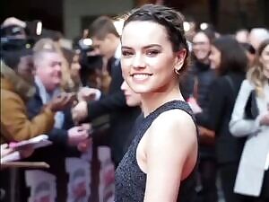 Gotta congrats the cameraman for never losing contact with Daisy Ridley's ass.