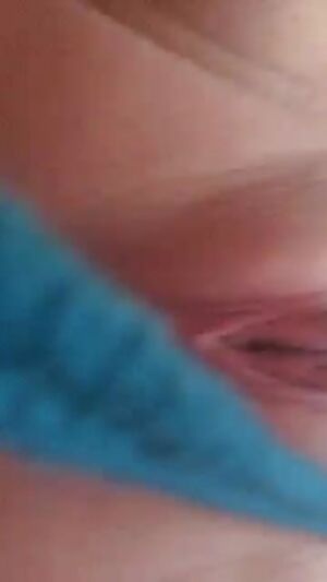 My pussy's a close-up 💖