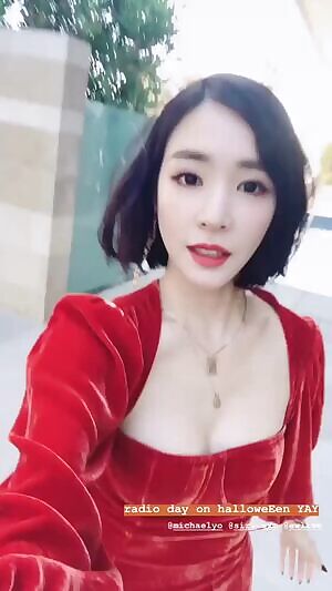 Tiffany Young - Queen of Halloween